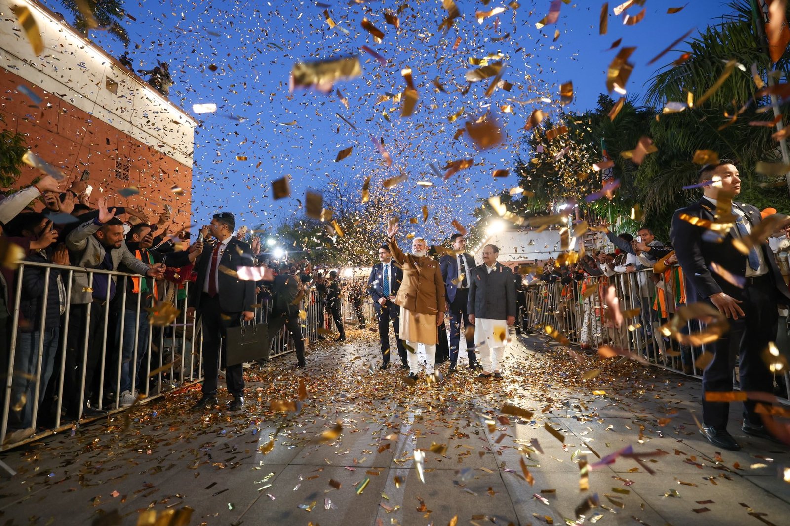 दिल्ली में विकास, सुशासन की जीत : मोदी