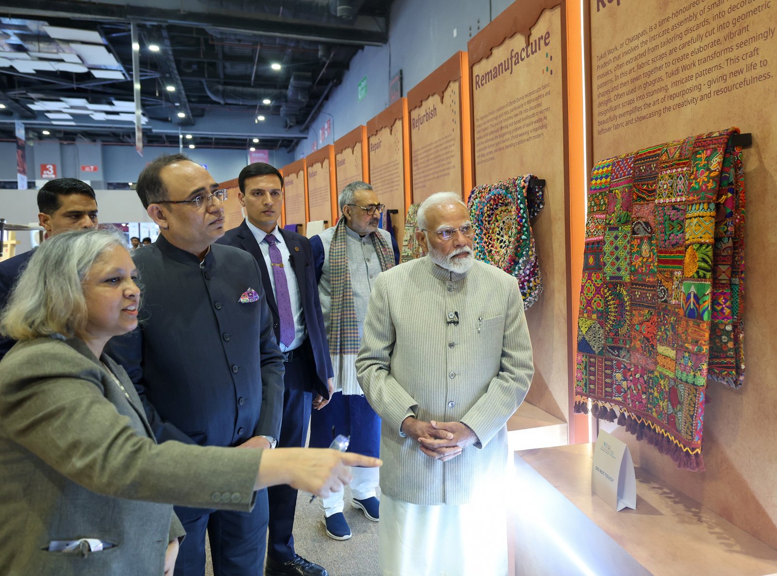 टेक्सटाइल निर्यात 2030 तक नौ लाख करोड़ रु. तक पहुंचाने का लक्ष्य रखा मोदी ने