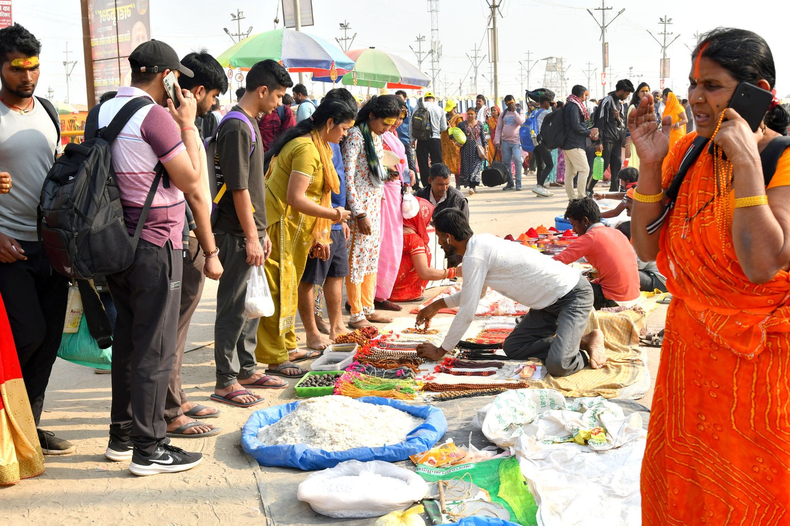 महाकुंभ में तीन लाख करोड़ के कारोबार का अनुमान : कैट