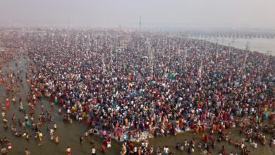 हर-हर गंगे के जयघोष से गूंजा संपूर्ण महाकुम्भ क्षेत्र.सीएम योगी के निर्देश पर सुरक्षा के बेहद पुख्ता इंतजाम.डीआईजी और एसएसपी ने ग्राउंड पर उतरकर की व्यवस्थाओं की निगरानी .