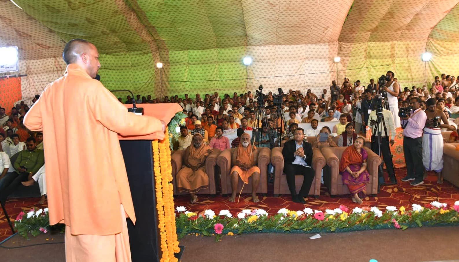विश्व के आधे से अधिक सनातन धर्मावलंबी लगा चुके है महाकुम्भ में डुबकी : मुख्यमंत्री