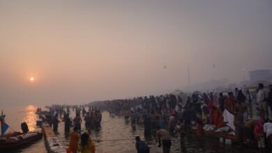 महाकुंभ में आस्था का समंदर जस का तस,योगी ने किया हवाई सर्वेक्षण
