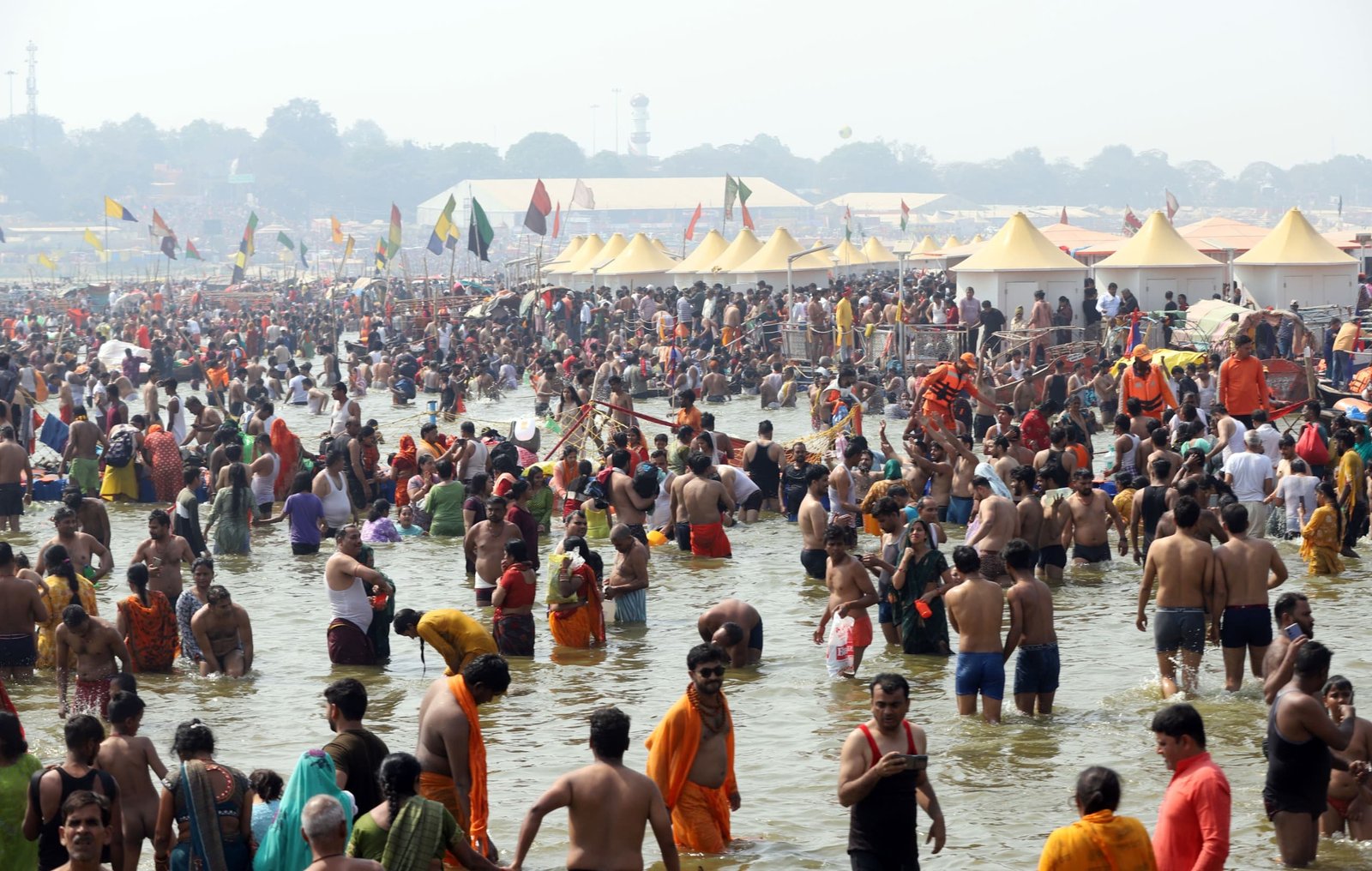 पर्यावरण वैज्ञानिकों ने कहा संगम का जल स्नान योग्य
