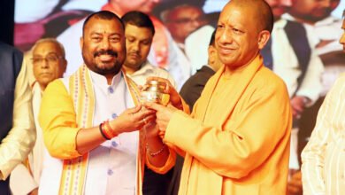 सीएम योगी ने संत गाडगे की 150वीं जयंती को अगले वर्ष और भी भव्य रूप से मनाने का लिया संकल्प