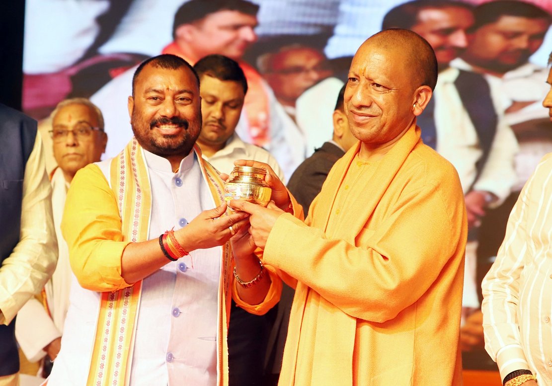 सीएम योगी ने संत गाडगे की 150वीं जयंती को अगले वर्ष और भी भव्य रूप से मनाने का लिया संकल्प