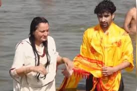 संगम स्नान के बाद बोलीं – श्रद्धालुओं के लिए अद्भुत व्यवस्था, पीएम मोदी और सीएम योगी का धन्यवाद