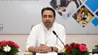 यूपी में कौशल विकास को लेकर केंद्रीय मंत्री जयंत चौधरी के साथ योगी सरकार की अहम बैठक