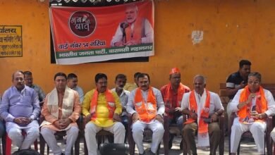 भाजपा जनों ने सुना प्रधानमंत्री नरेंद्र मोदी के मन की बात का 120 वां संस्करण