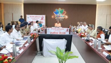 मुख्यमंत्री योगी आदित्यनाथ ने अयोध्या मंडल के विकास कार्यों, कानून व्यवस्था व श्रीराम नवमी/श्री राम जन्मोत्सव की तैयारियों के संबंध में की समीक्षा बैठक