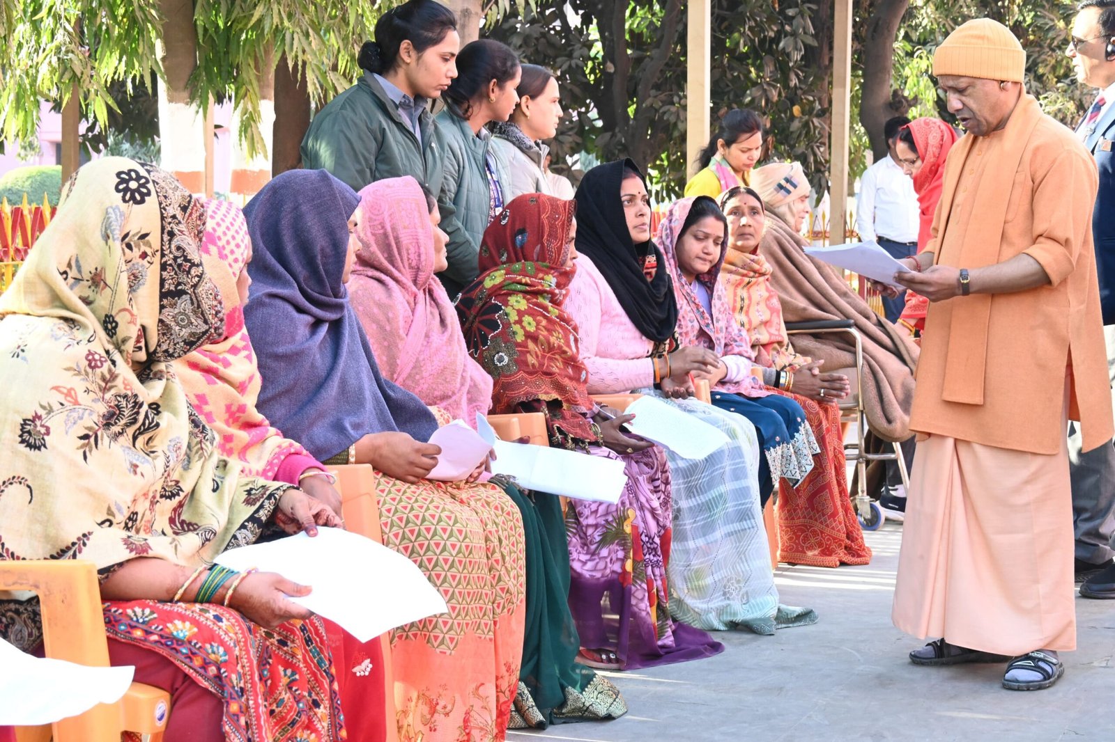अधिकारियों को दिया निर्देश- जनसमस्याओं के निस्तारण में तत्परता बरतें अधिकारी