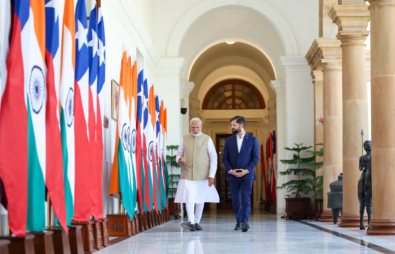 भारत, चिली ने लिया रक्षा उत्पादन, खनन, कृषि जैसे कई क्षेत्रों में सहयोग बढ़ाने का निर्णय