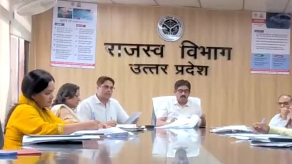 भीषण गर्मी व लू के कारण अचानक भर्ती होने वाले मरीजों के लिए उपयुक्त दवाओं का समुचित स्टाक रखा जाए-सचिव राजस्व