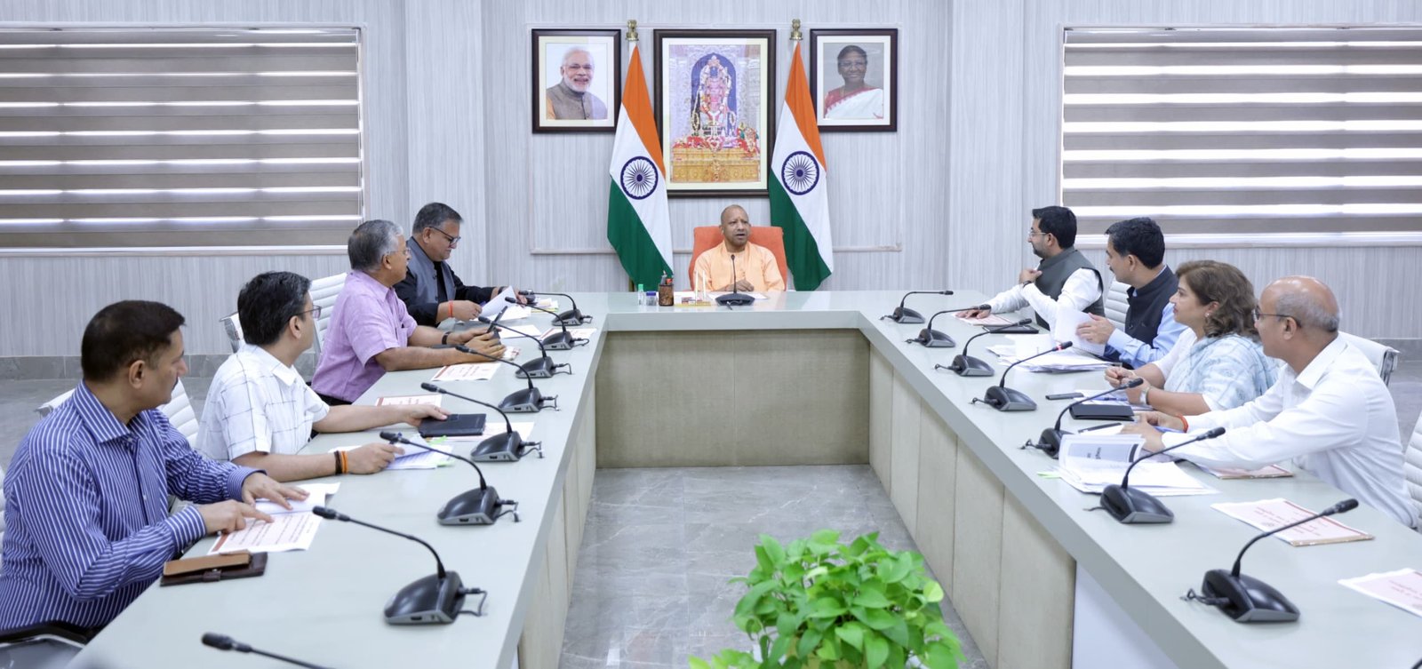 बोले मुख्यमंत्री, मदरसा शिक्षा व्यवस्था में बड़े बदलाव की जरूरत, निदेशक, अल्पसंख्यक कल्याण की अध्यक्षता में गठित की विशेष समिति