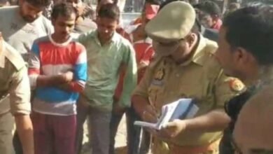 महराजगंज : नहर पुलिया के नीचे मिला शव पुलिस जांच में जुटी