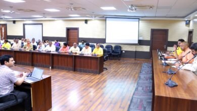 मुख्यमंत्री ने नमो घाट पर जमीन धसने की घटना का लिया संज्ञान गुणवत्ता की जांच कराकर शीघ्र मरम्मत के दिए निर्देश