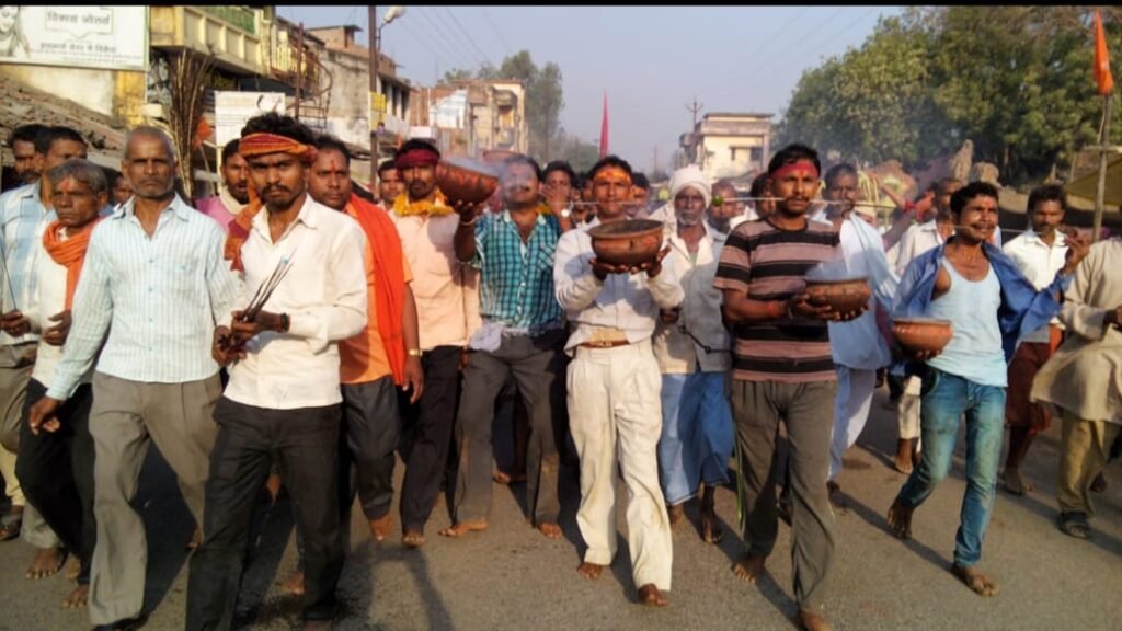 जईया जुलूस में देवी की सवारी वाली दृश्य ने लोगों के रोंगटे किये खड़े