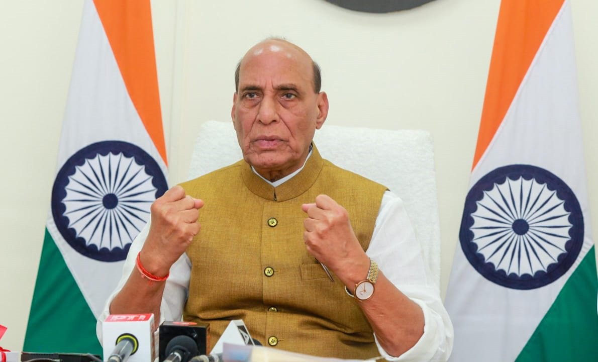 लखनऊ में ब्रह्मोस एयरोस्पेस इंटीग्रेशन एवं टेस्टिंग फैसिलिटी का रक्षामंत्री राजनाथ सिंह ने वर्चुअल माध्यम से किया उद्घाटन