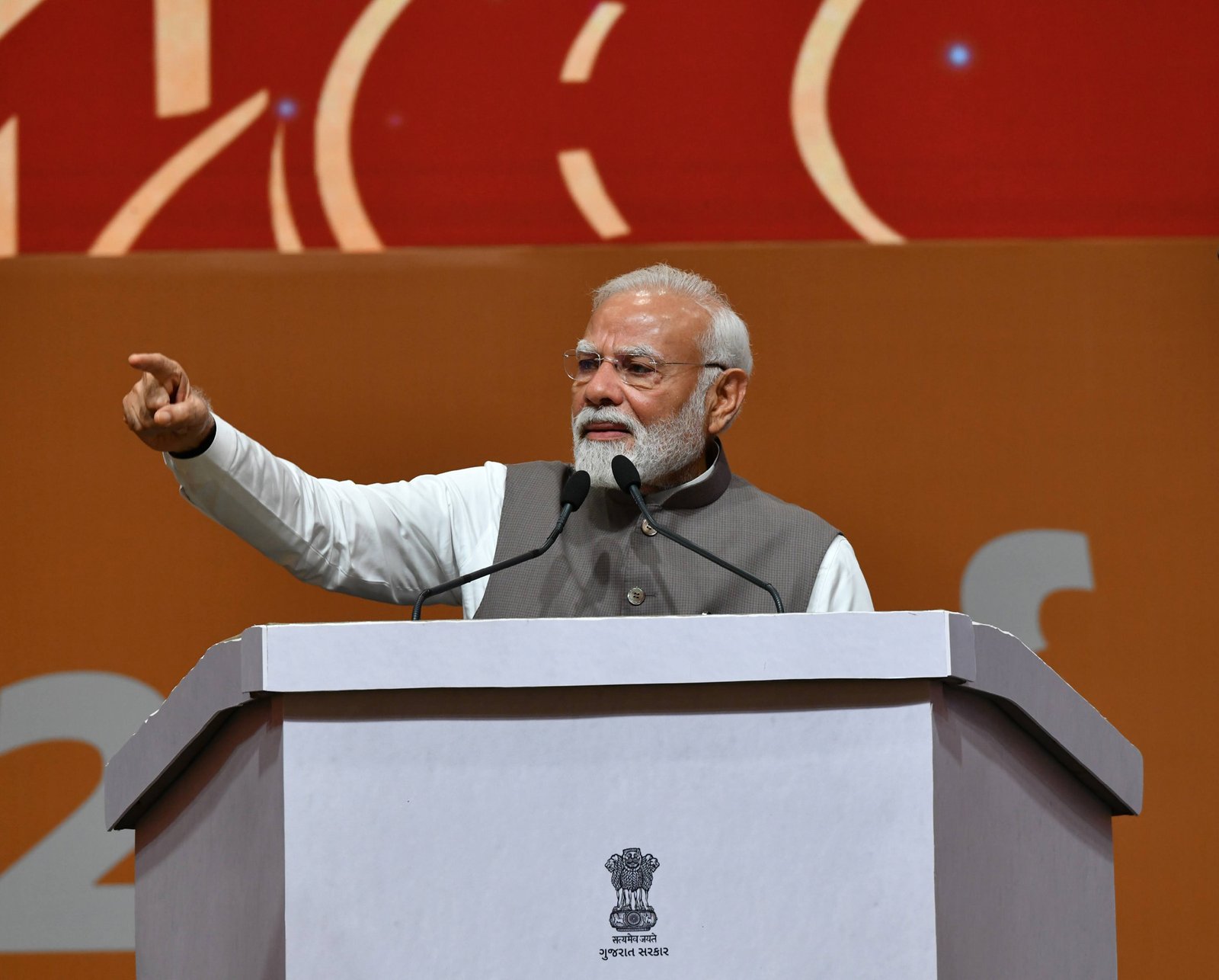 आतंकवाद के कांटे को निकालकर रहेंगे हम: मोदी