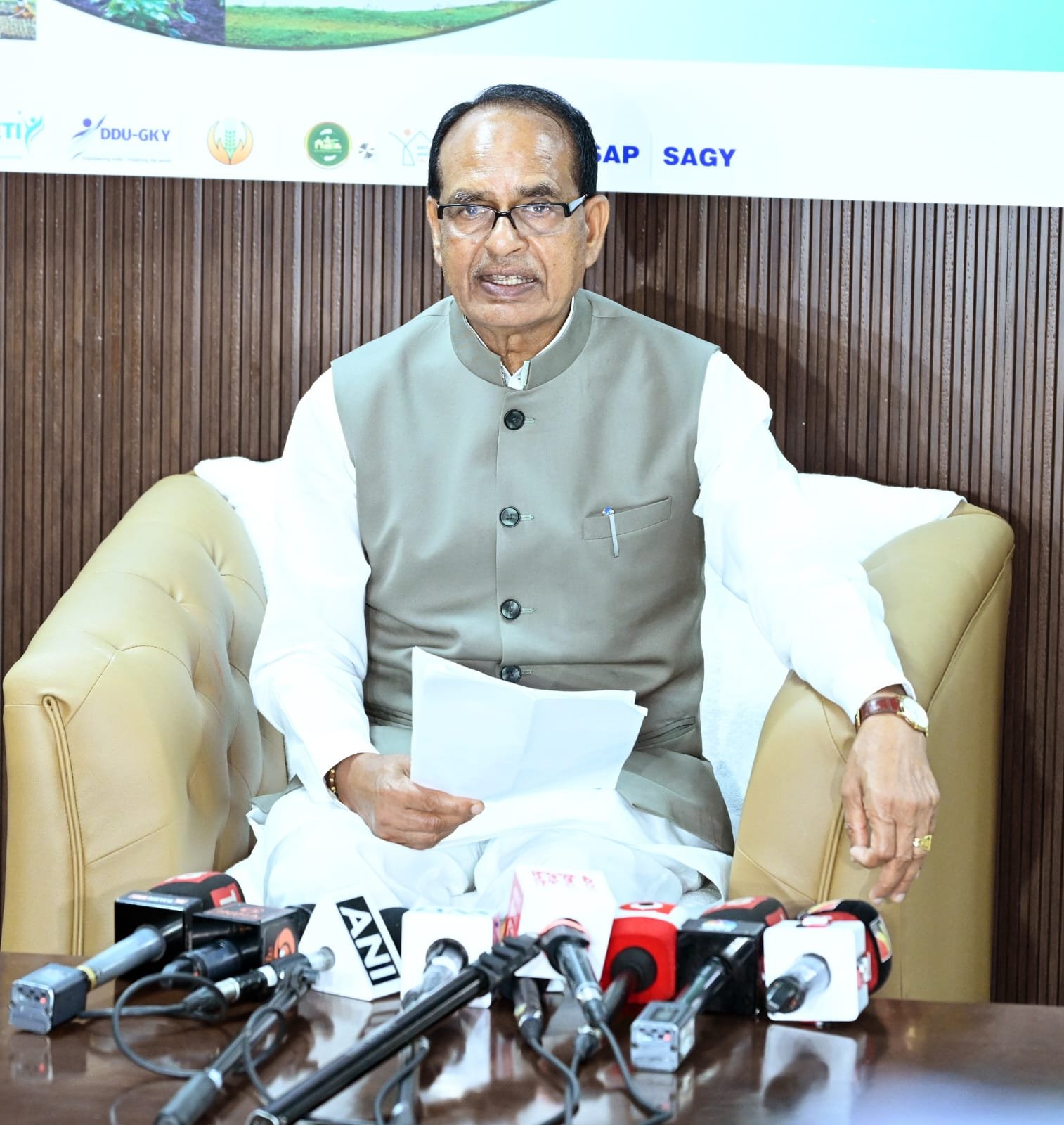 धान, गेहूं, मक्का, मूंगफली, सोयाबीन में उत्पादन ने पिछले सभी रिकॉर्ड तोड़े- केंद्रीय कृषि मंत्री