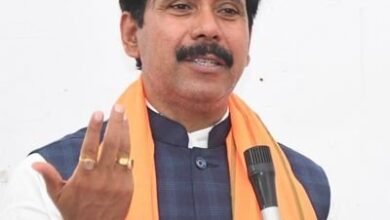 योगी सरकार के कैबिनेट मंत्री ने समाजवादी पार्टी को खूब धोया