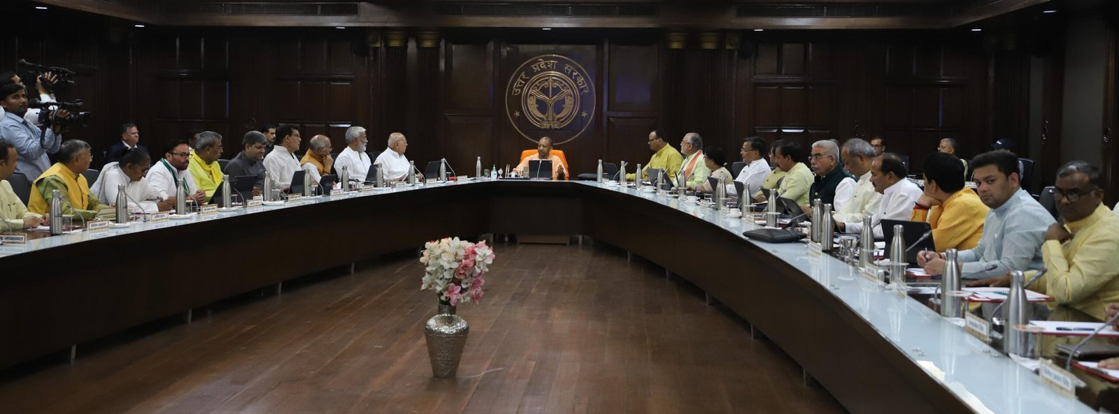ऑपरेशन सिंदूर के सफल क्रियान्वयन के लिए कैबिनेट बैठक में सबसे पहले पास हुआ अभिनंदन प्रस्ताव