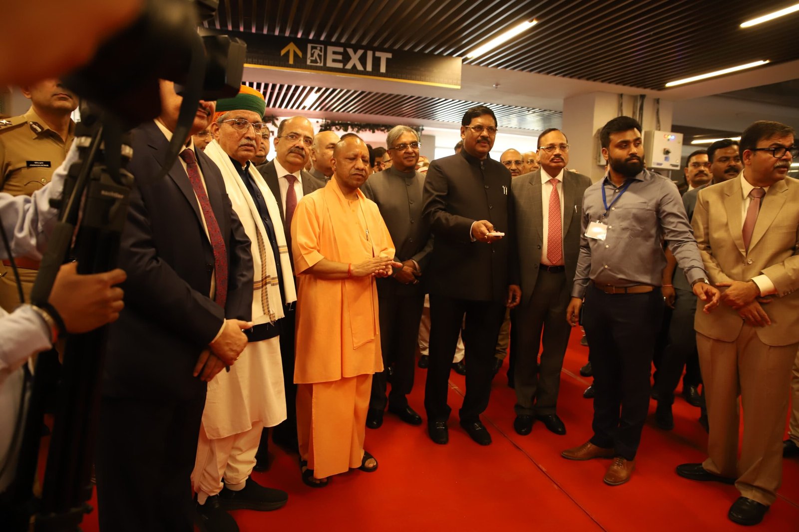 भारत के मुख्य न्यायधीश जस्टिस बीआर गवई ने उच्च न्यायालय, इलाहाबाद के नवनिर्मित चैंबर्स व मल्टीलेवल पार्किंग बिल्डिंग का किया उद्घाटन