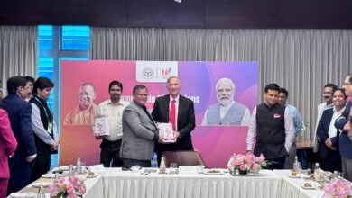 देश के अग्रणी उद्योगपतियों ने प्रदेश की पारदर्शी नीतियों और अनुकूल निवेश माहौल की खुलकर सराहना की