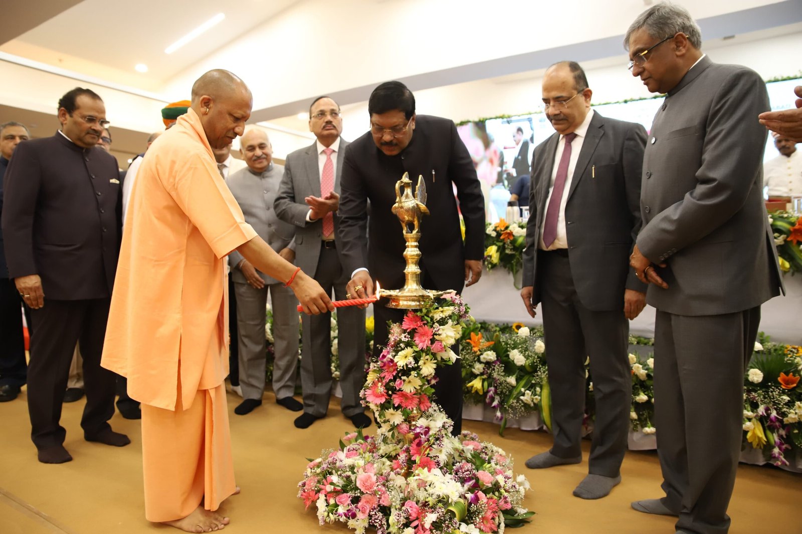 मुख्यमंत्री ने हाईकोर्ट परिसर में 680 करोड़ से बने अधिवक्ता चैंबर्स व पार्किंग भवन के उद्घाटन समारोह को किया संबोधित