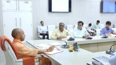 मुख्यमंत्री योगी आदित्यनाथ ने खेल विभाग, युवा कल्याण एवं प्रांतीय रक्षक दल विभाग की समीक्षा की