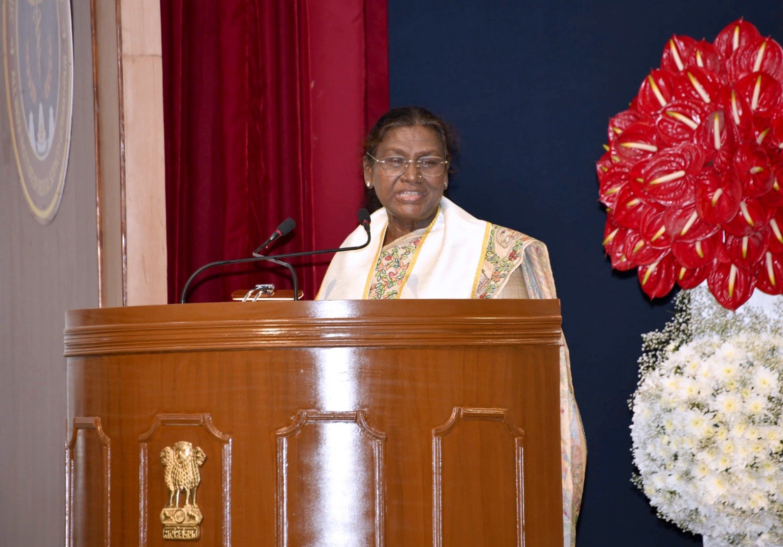 गोरखपुर एम्स के पहले दीक्षांत समारोह में शामिल हुईं महामहिम राष्ट्रपति