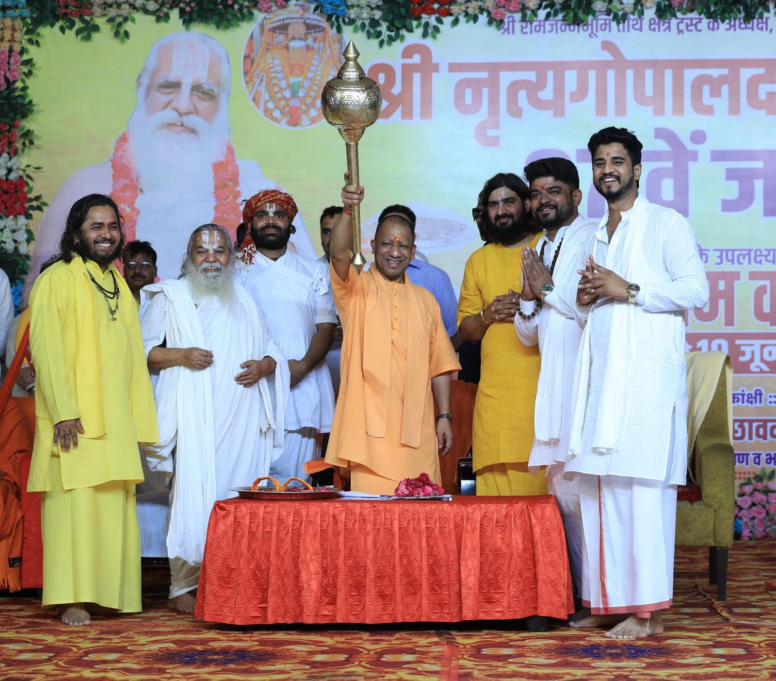 सनातन की मजबूत नींव पर आकार ले रहा विकसित भारत : योगी आदित्यनाथ