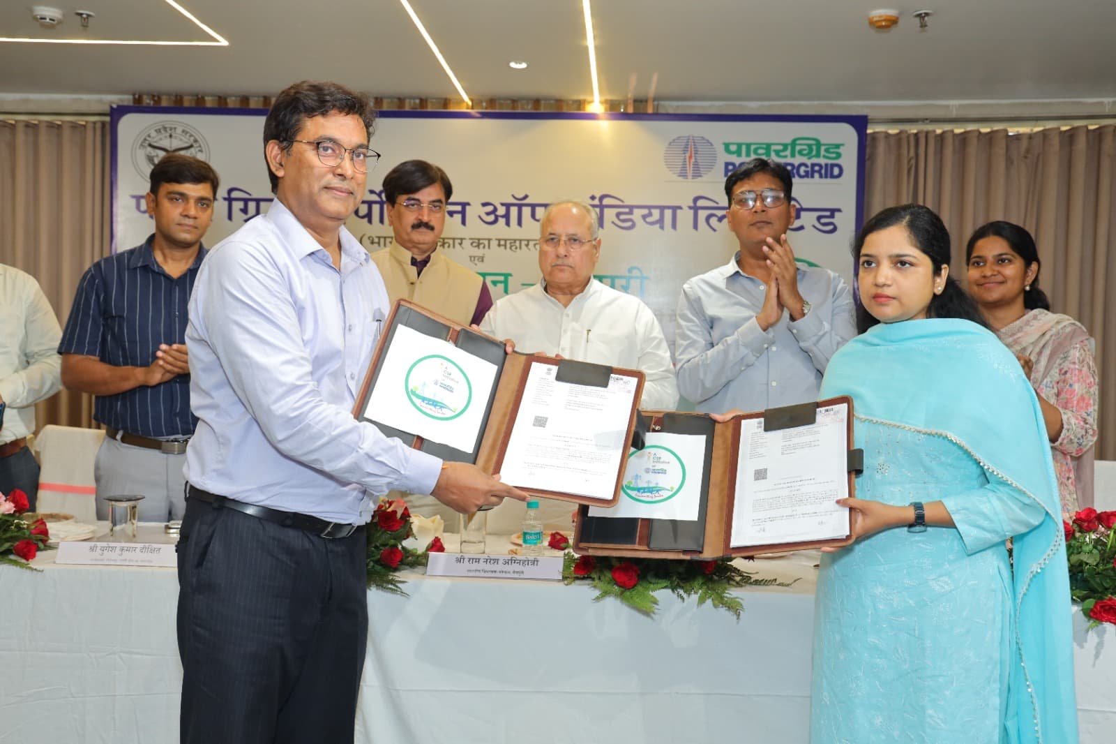 पावरग्रिड और जिला प्रशासन मैनपुरी के बीच 5 करोड़ की परियोजना पर हुआ समझौता
