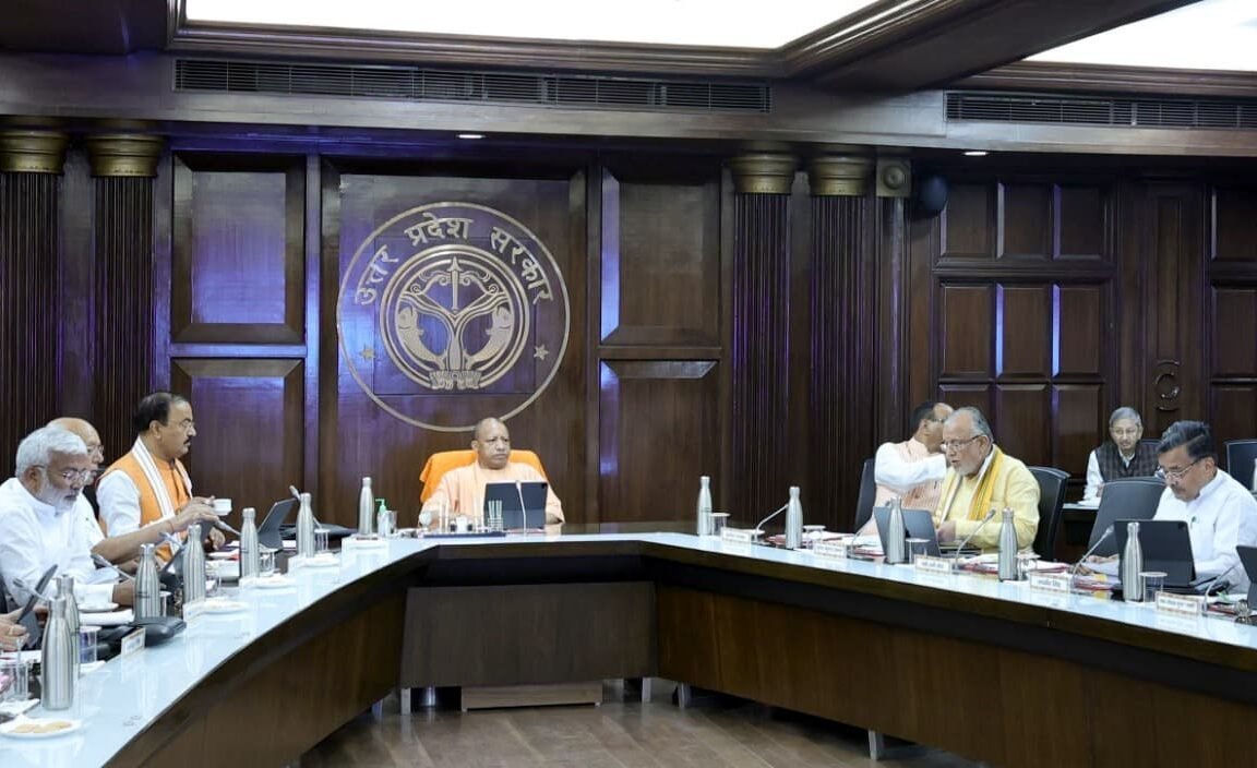 आवेदन करने वाले अग्निवीरों को आयु सीमा में 3 वर्ष की छूट भी दी जाएगी