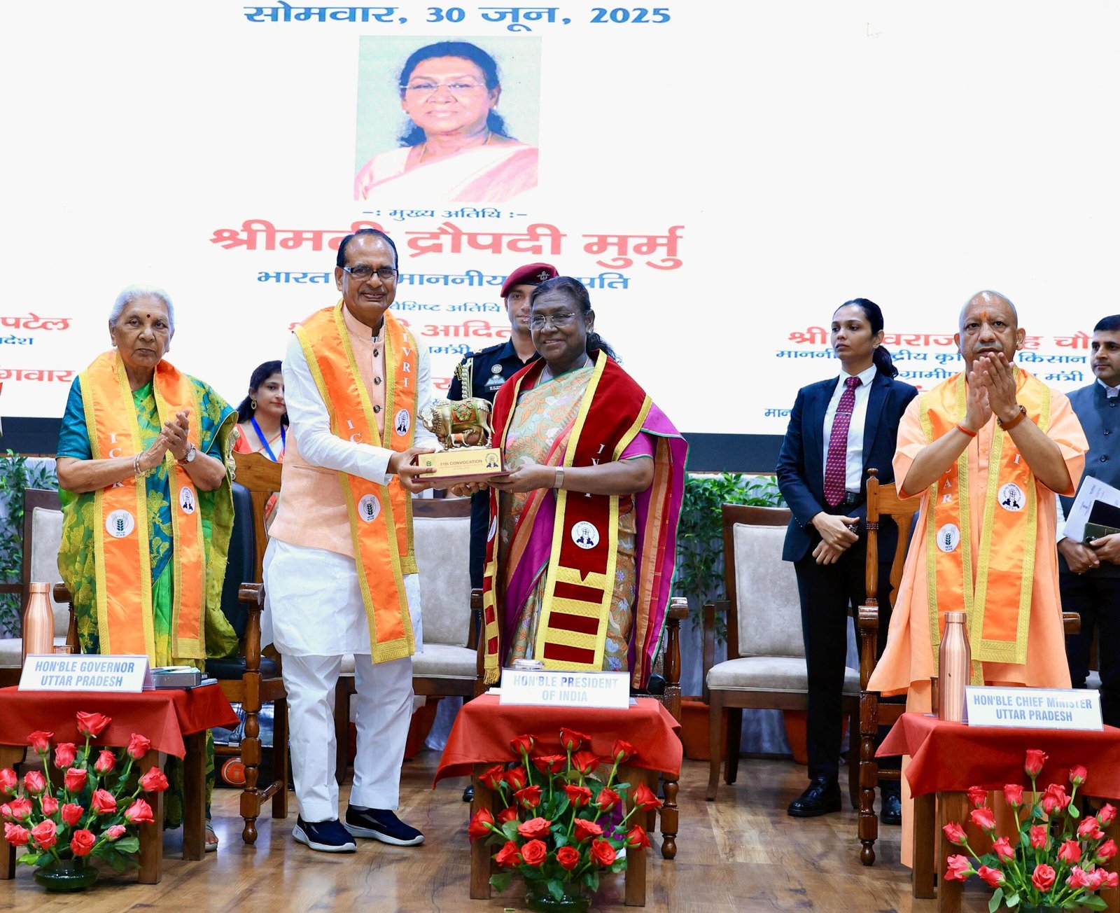 केंद्रीय कृषि मंत्री ने आईवीआरआई को बताया ग्रामीण जीवन, पशुपालन और विज्ञान का सेतु