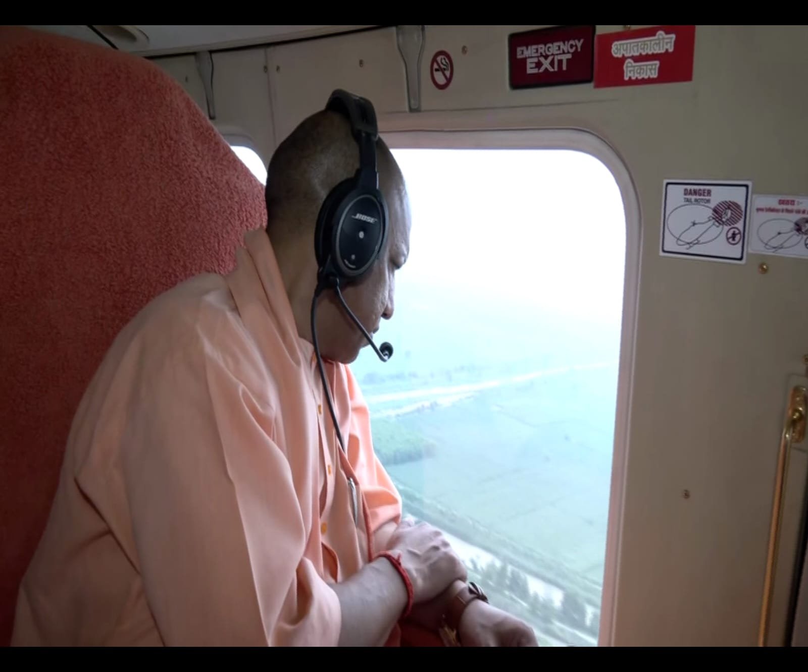 मुख्यमंत्री योगी आदित्यनाथ ने गाजियाबाद से बिजनौर तक हेलीकॉप्टर से किया कांवड़ यात्रा मार्ग का बृहद सर्वेक्षण