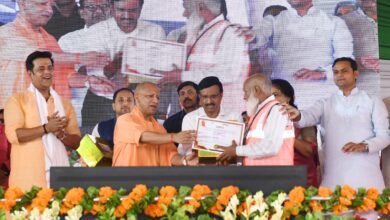 अब गोरखपुर को देश के टॉप-थ्री स्वच्छ शहरों में शामिल करने का रखें लक्ष्य : सीएम योगी