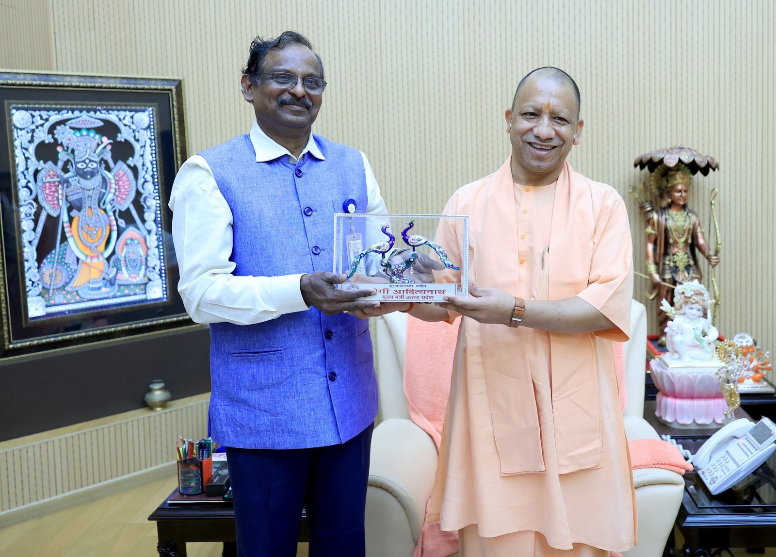 इसरो अध्यक्ष ने की मुख्यमंत्री से मुलाकात, राज्य के लिए समर्पित उपग्रह की संभावनाओं पर हुई चर्चा