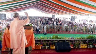 बिना नाम लिए सपा पर रहे हमलावर- कहा कि कैसे-कैसे नमूनों को पालते थे ये?