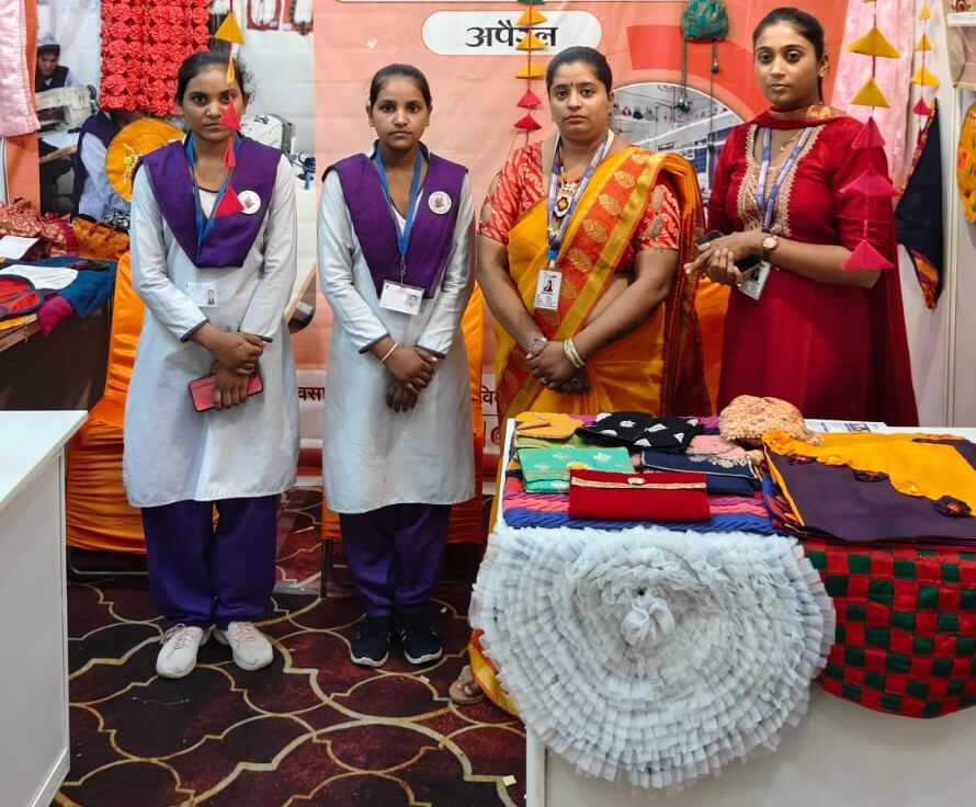 कौशल मेले में दिखी कुशल और आत्मनिर्भर उत्तर प्रदेश की झलक