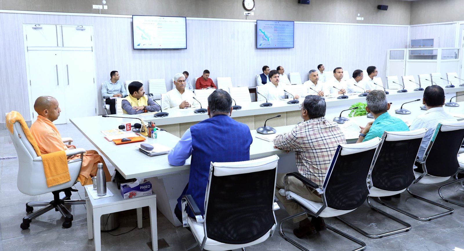 उत्तर प्रदेश में औद्योगिक क्रांति, सीएम योगी ने की 26 जिलों में 27 इंटीग्रेटेड मैन्युफैक्चरिंग एवं लॉजिस्टिक क्लस्टर की शुरुआत