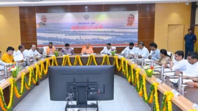 मुख्यमंत्री ने सभी जनप्रतिनिधियों से उनके निर्वाचन क्षेत्रों की परिस्थितियों, जन अपेक्षाओं और विकासात्मक प्राथमिकताओं के विषय में व्यक्तिगत रूप से किया संवाद