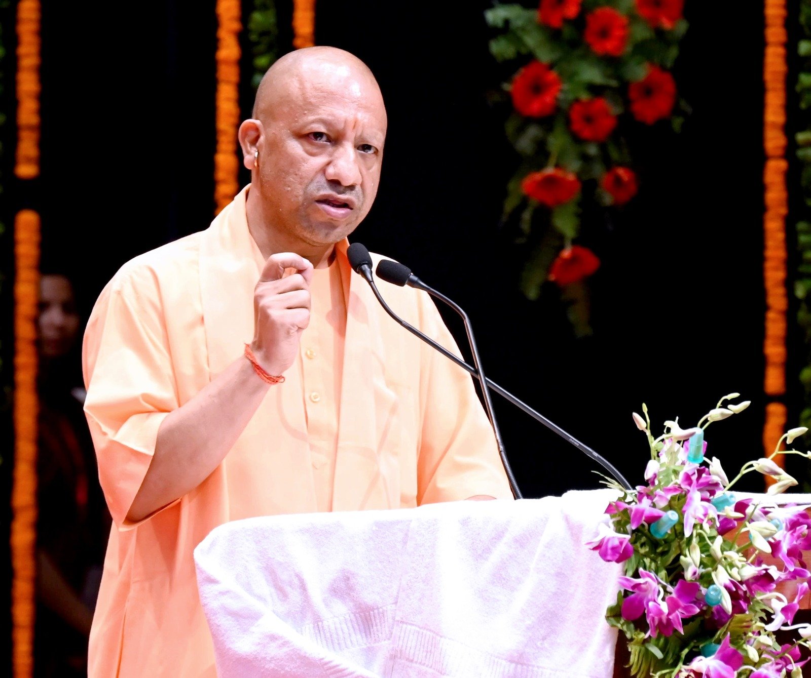 एमजीयूजी में लोकार्पण और शिलान्यास समारोह में राष्ट्रपति का स्वागत करते हुए बोले मुख्यमंत्री