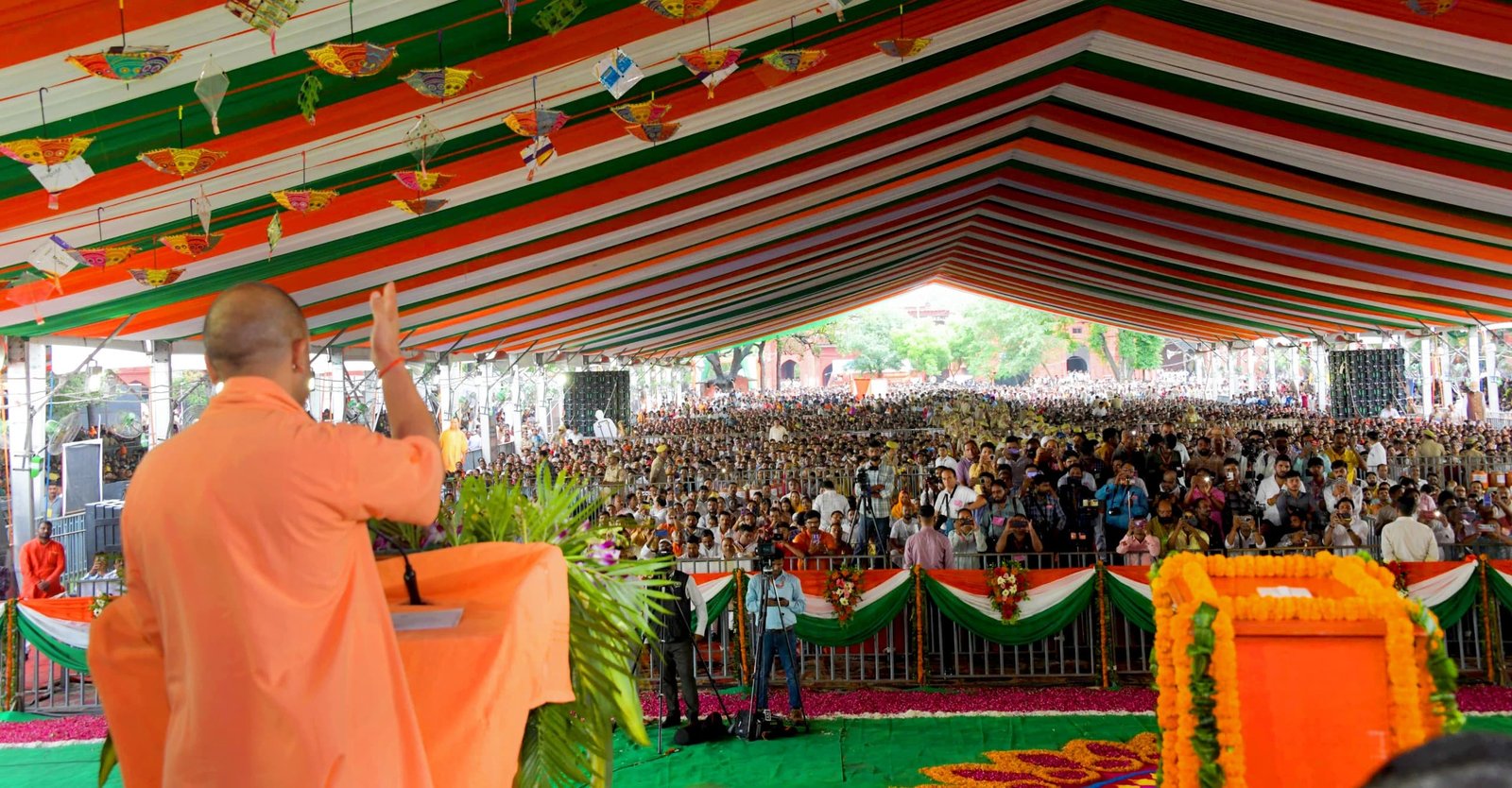 कांवड़ यात्रा को बदनाम करने की साजिश रचने वाले समाज की जागरूकता और प्रशासन की तत्परता से हुए विफल- मुख्यमंत्री