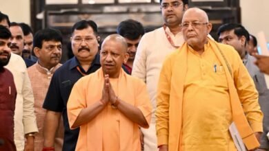 न्यास का गठन स्वामी हरिदास की परंपरा के अनुसार मंदिर के रीति-रिवाज के आधार पर किया गया है.न्यास श्रद्धालुओं के लिए विश्वस्तरीय सुविधाओं जैसे प्रसाद वितरण, वरिष्ठ नागरिक मार्ग, पेयजल की व्यवस्था करेगा.चढ़ावा, संपत्ति और प्रशासन सबकुछ संभालेगा बांके बिहारी मंदिर न्यास.