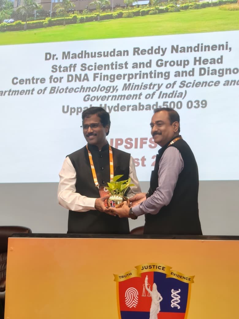 सीएम योगी के मार्गदर्शन में यूपीएसआईएफएस में जारी तीन दिनी सेमिनार के अंतिम दिन एक्सपर्ट्स ने कई प्रमुख विषयों पर पैनल डिस्कशन में लिया हिस्सा