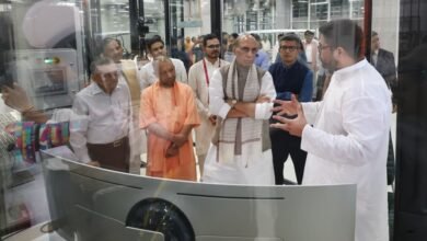 न अमेरिका, न चीन, भारतीय ड्रोन को कोई नहीं कर सकेगा डिटेक्ट: राजनाथ सिंह #RajnathSingh #DefenceMinister #AeroEngineTestBed #DroneManufacturing #NoidaDefenceHub #RefiMFiber #VishalMishra #VivekMishra #DefenceInnovation #AtmanirbharBharat #DefenceStartups #DRDOCollaboration #OperationSindoor #YogiAdityanath #NoidaInnovation #DefenceTechnology #SelfReliantIndia #MakeInIndiaDefence #IndianDefencePower #TechForDefence