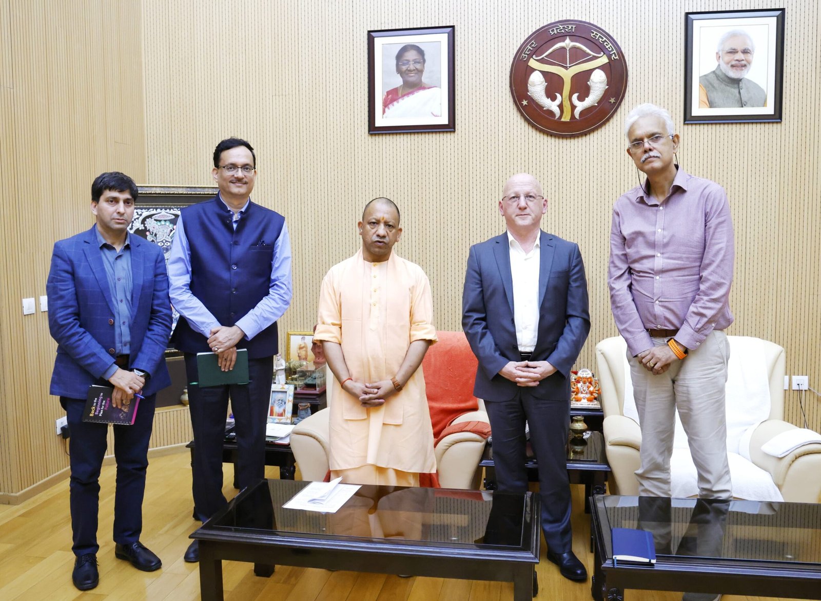 सीआईपी पेरू के महानिदेशक डॉ. सिमोन हेक के नेतृत्व में मुख्यमंत्री योगी आदित्यनाथ से प्रतिनिधिमंडल ने की मुलाकात