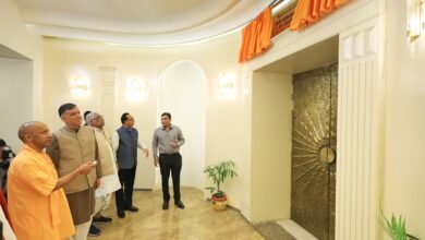 मुख्यमंत्री योगी आदित्यनाथ ने विधान भवन के प्रवेश द्वार के नए गुंबद का किया लोकार्पण