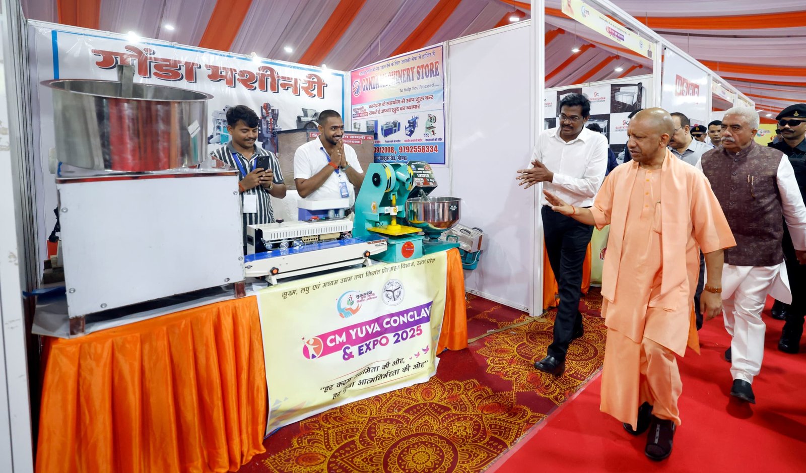 24,000+ ऑनलाइन पंजीकरण, 4,000+ ऑफलाइन सहभागिता, 10,000+ बिजनेस मीटिंग्स, 50,000+ बिजनेस क्वेरीज के साथ 8,380 संभावित उद्यमियों ने कार्यक्रम को बनाया अभूतपूर्व