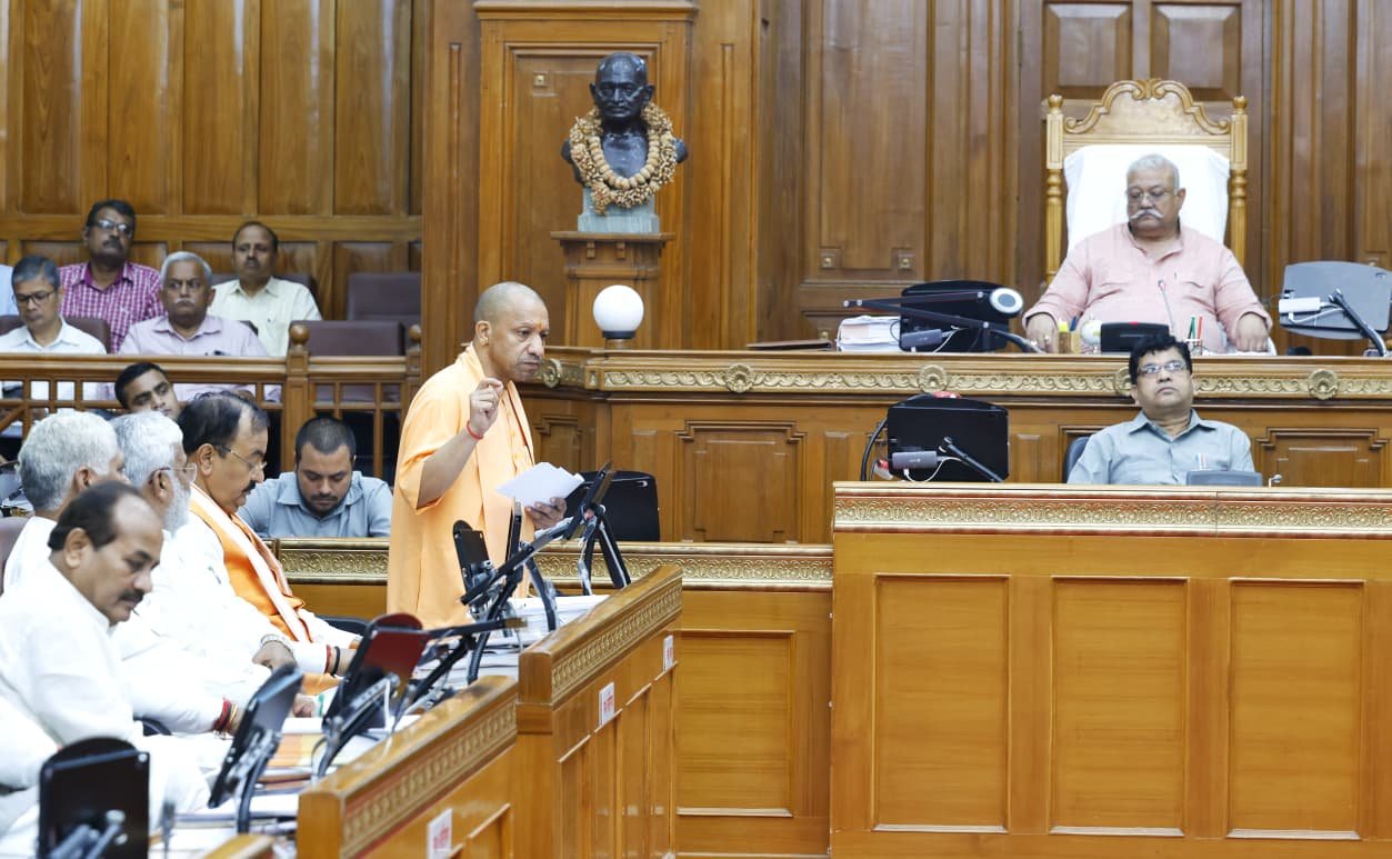 पिछले आठ वर्षों में प्रदेश में 6 करोड़ लोग गरीबी से हुए मुक्त, 14 लाख परिवार जीरो पावर्टी अभियान से हाेंगे लाभान्वित: सीएम 